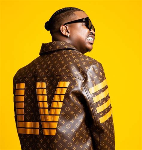 Pic! Focalistic Shows Off Louis Vuitton Jacket That Costs R90k.